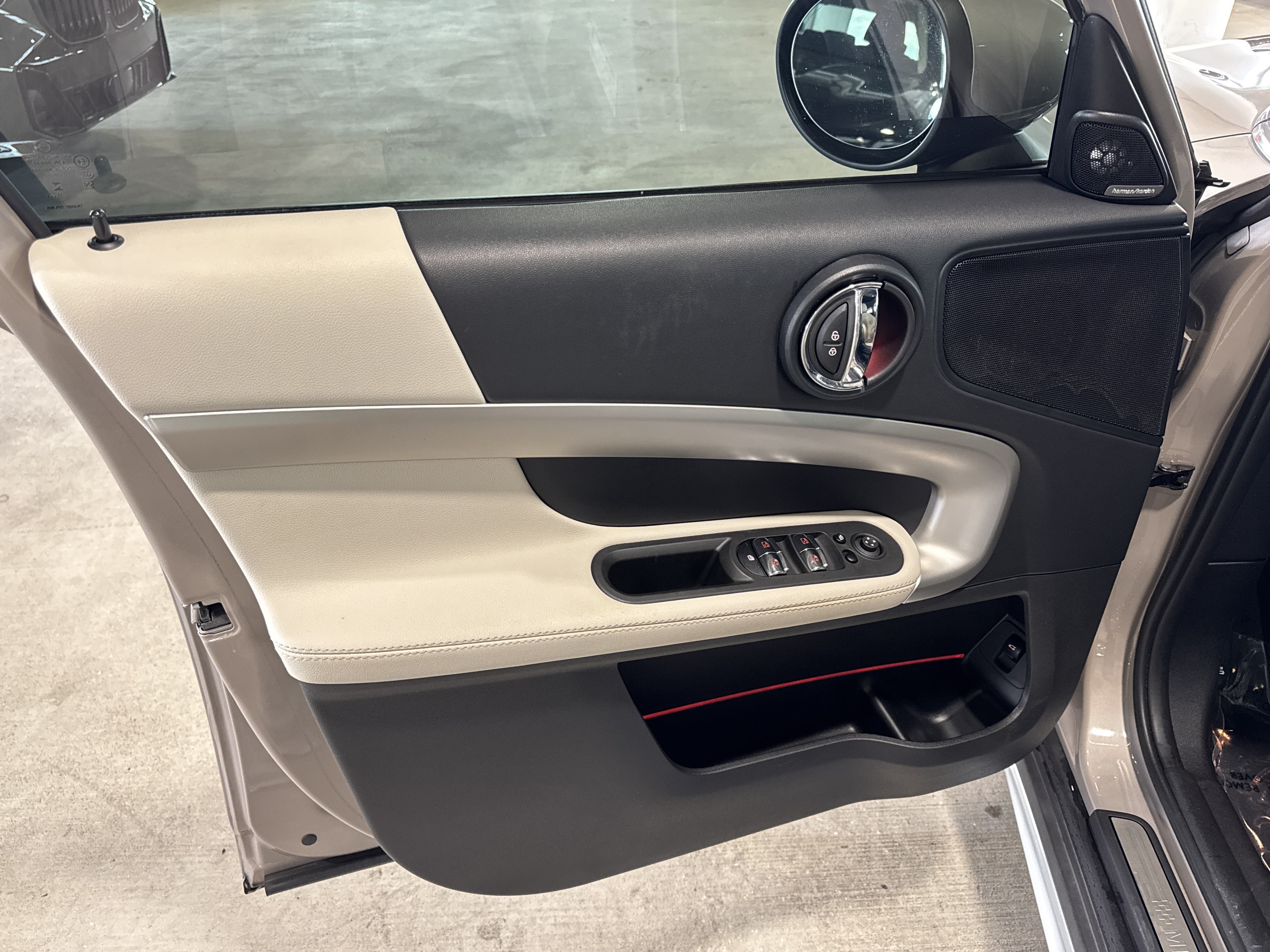 Used 2024 MINI Cooper Countryman S FWD image 17