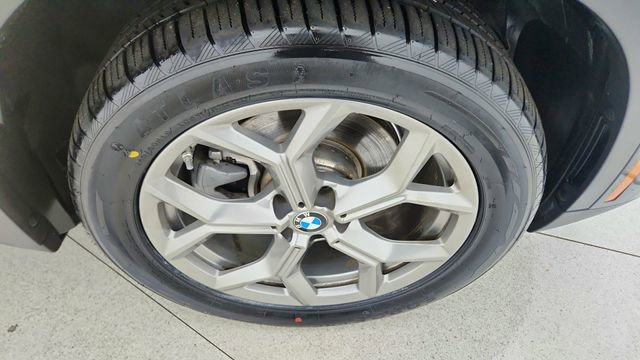 Used 2025 BMW X4 xDrive30i AWD/4WD image 58