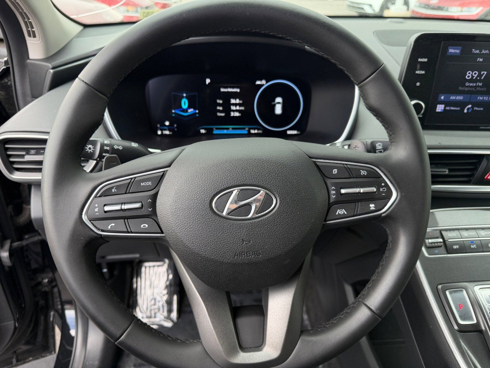 Used 2021 Hyundai Santa Fe SEL w/ Convenience Package AWD/4WD image 9