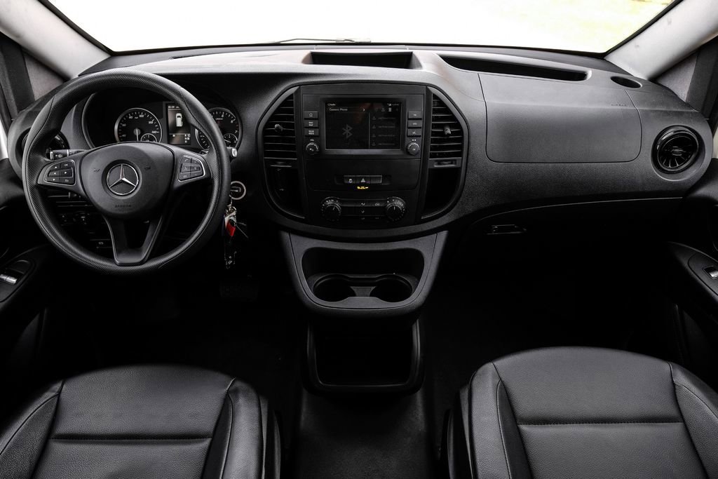 Used 2023 Mercedes-Benz Metris image 10