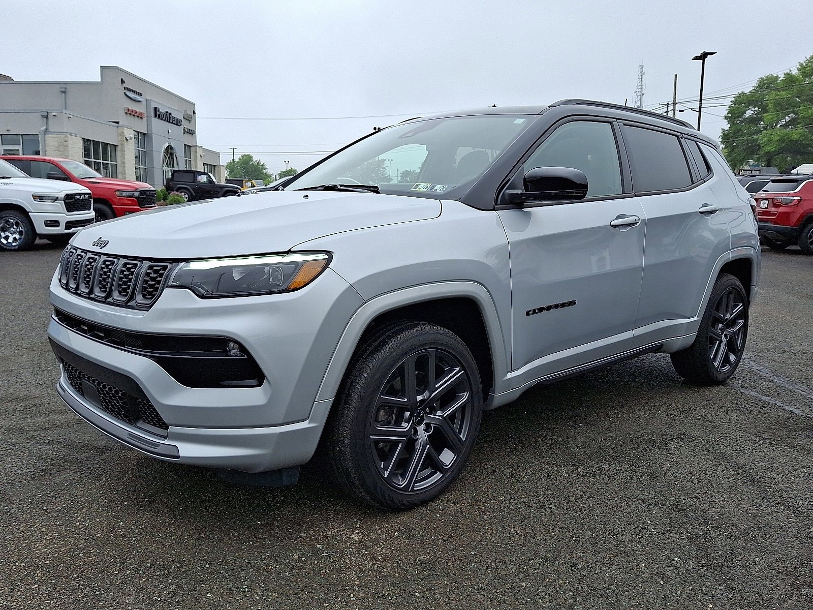 New 2025 Jeep Compass Limited w/ High Altitude Package image 2