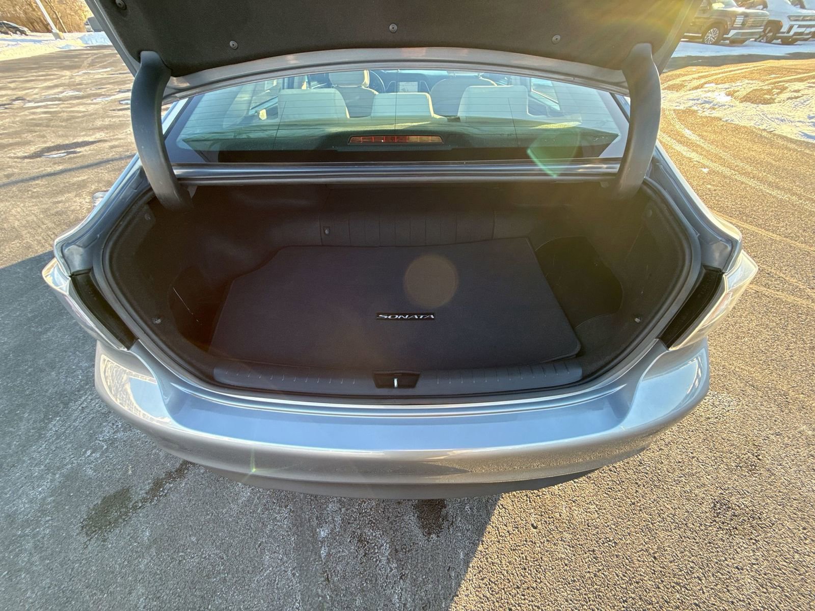 Used 2017 Hyundai Sonata Plug-In Hybrid image 24