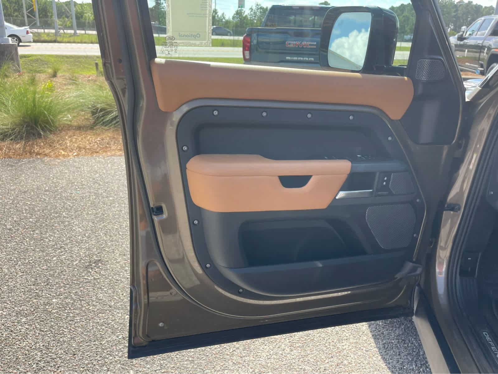 Used 2022 Land Rover Defender 110 X AWD/4WD image 10