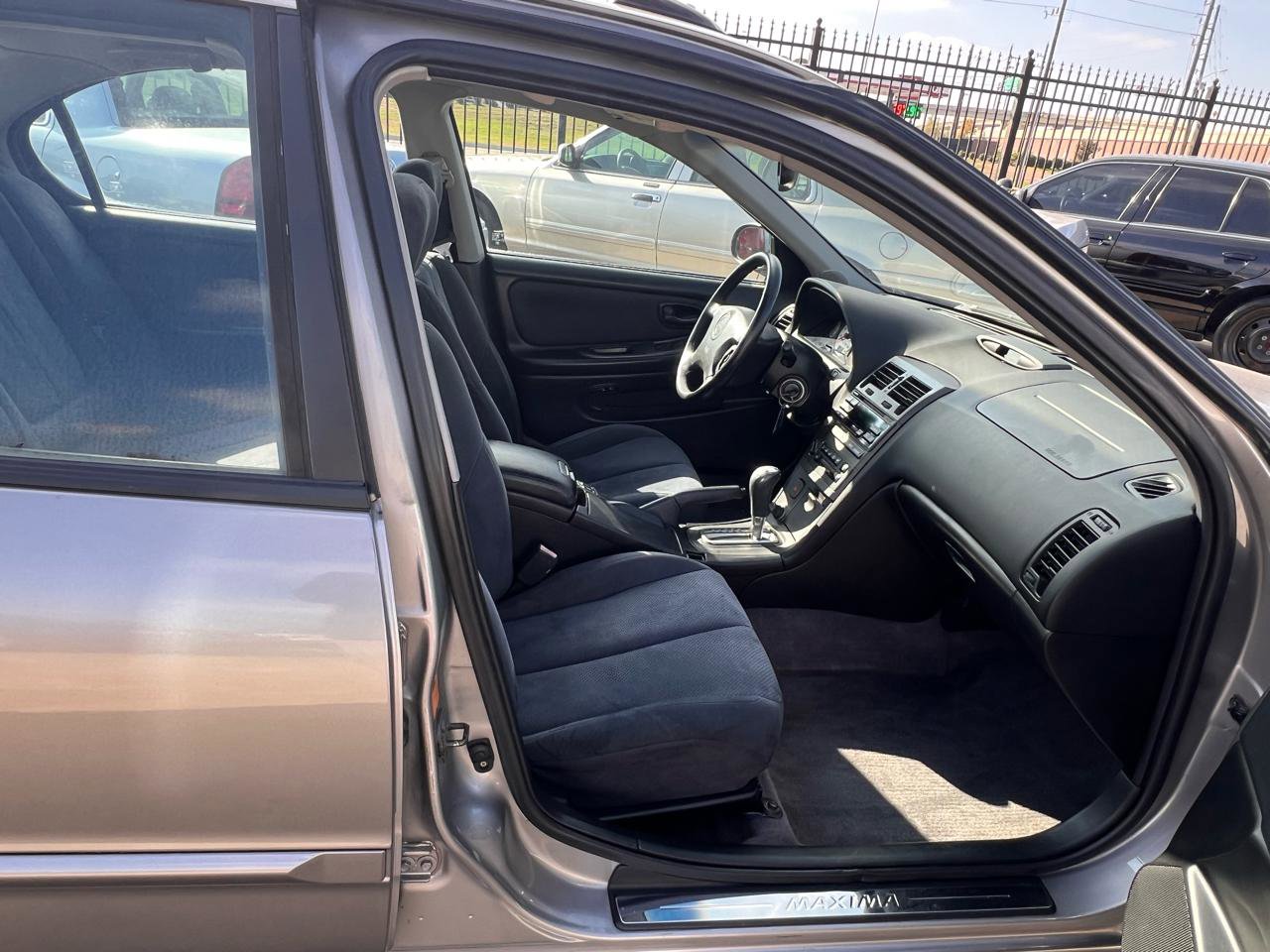 Used 2001 Nissan Maxima SE w/ (W08) Meridian Edition Pkg FWD image 21