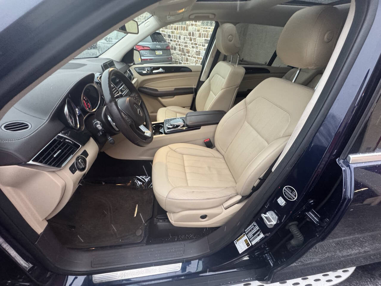 Used 2017 Mercedes-Benz GLS 450 4MATIC image 36