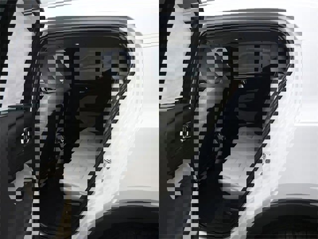 New 2025 Volvo XC40 B5 Plus w/ Protection Package Premier image 21