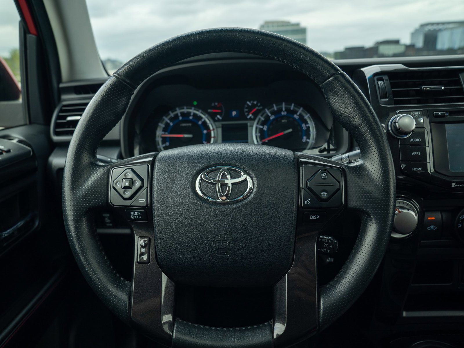 Used 2018 Toyota 4Runner TRD Off-Road Premium AWD/4WD image 24