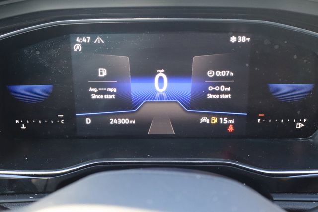 Used 2022 Volkswagen Jetta SE image 24