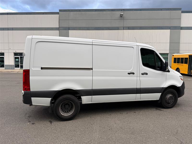 Used 2019 Mercedes-Benz Sprinter 144 Cargo image 18
