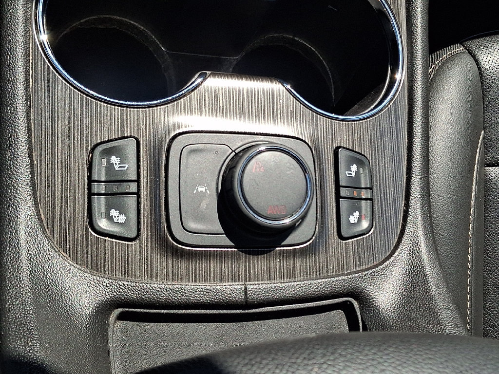 Used 2023 GMC Acadia SLT AWD/4WD image 22