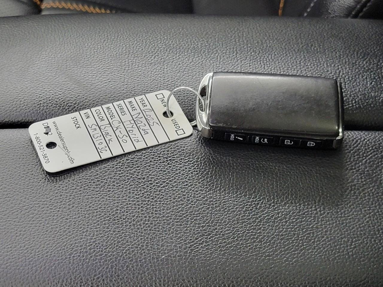 Used 2025 MAZDA CX-50 AWD 2.5 Hybrid w/ Premium Pkg image 27