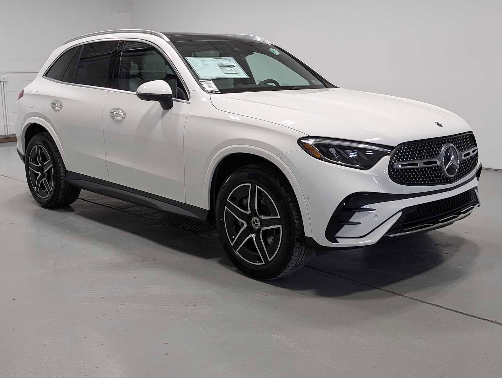 New 2026 Mercedes-Benz GLC 300 GLC 300 image 6