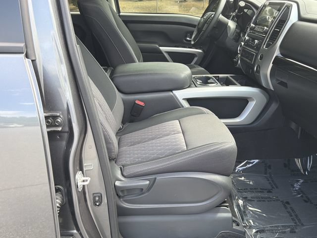 Certified 2024 Nissan Titan SV w/ SV Convenience Package AWD/4WD image 15