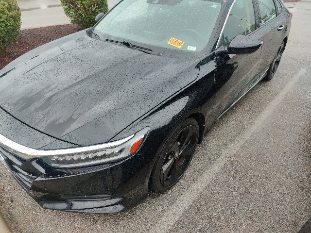 Used 2020 Honda Accord Touring image 6