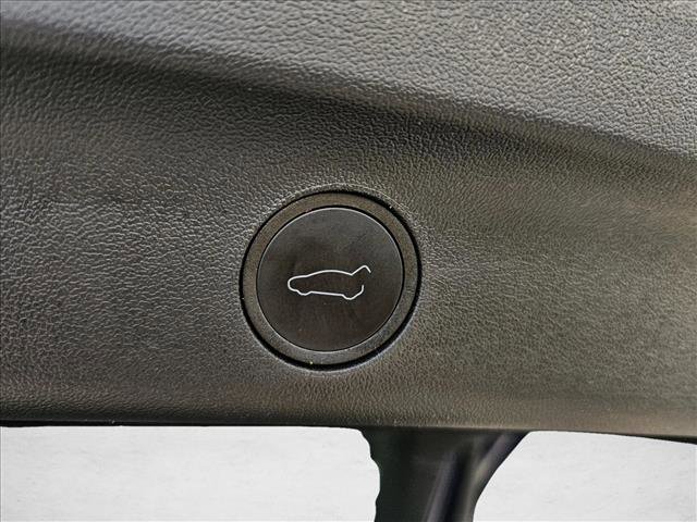 Used 2024 Tesla Model Y Performance AWD/4WD image 24