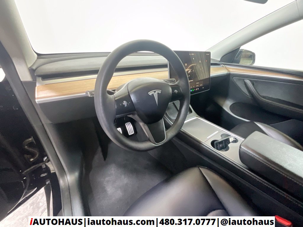 Used 2023 Tesla Model Y Performance AWD/4WD image 16