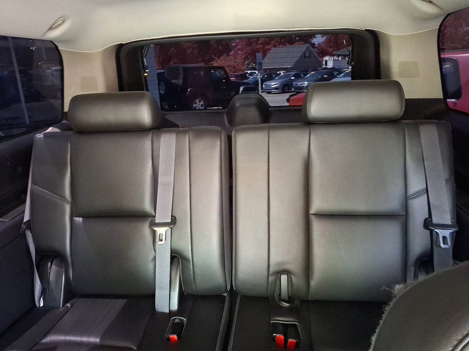 Used 2011 Chevrolet Suburban 2500 LT w/ Snow Plow Prep Package image 12