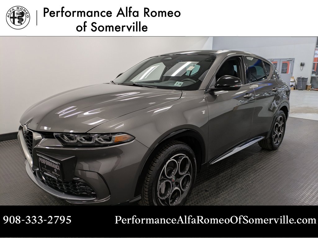 Used 2024 Alfa Romeo Tonale Ti w/ Premium Interior Package