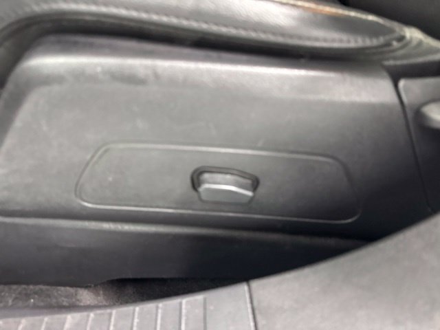 Used 2017 Jeep Compass High Altitude AWD/4WD image 17