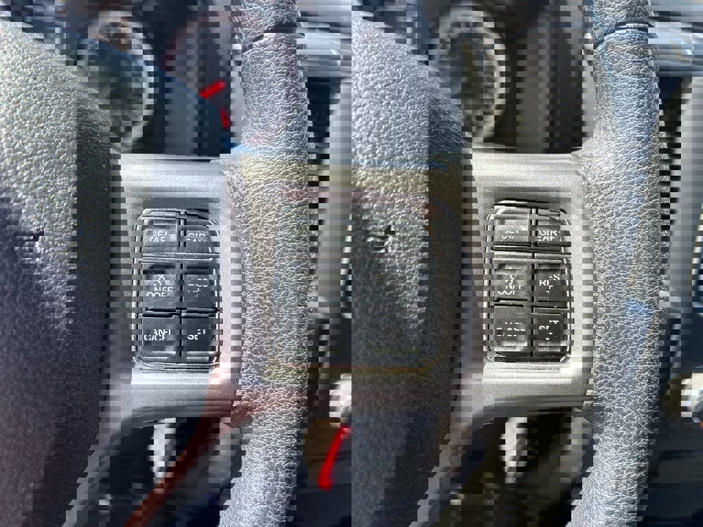 Used 2024 RAM 1500 Classic SLT image 8