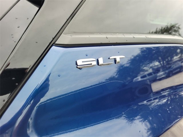 Used 2022 GMC Terrain SLT w/ Infotainment Package II image 8