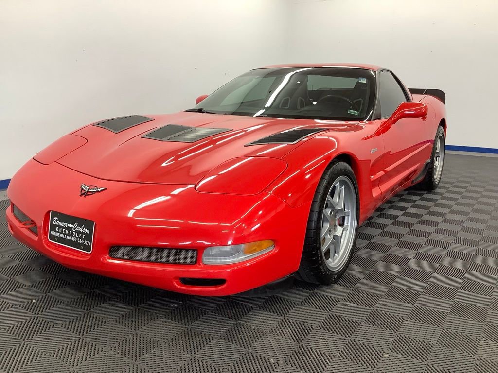 Used 2002 Chevrolet Corvette Z06 w/ Memory Pkg RWD image 1