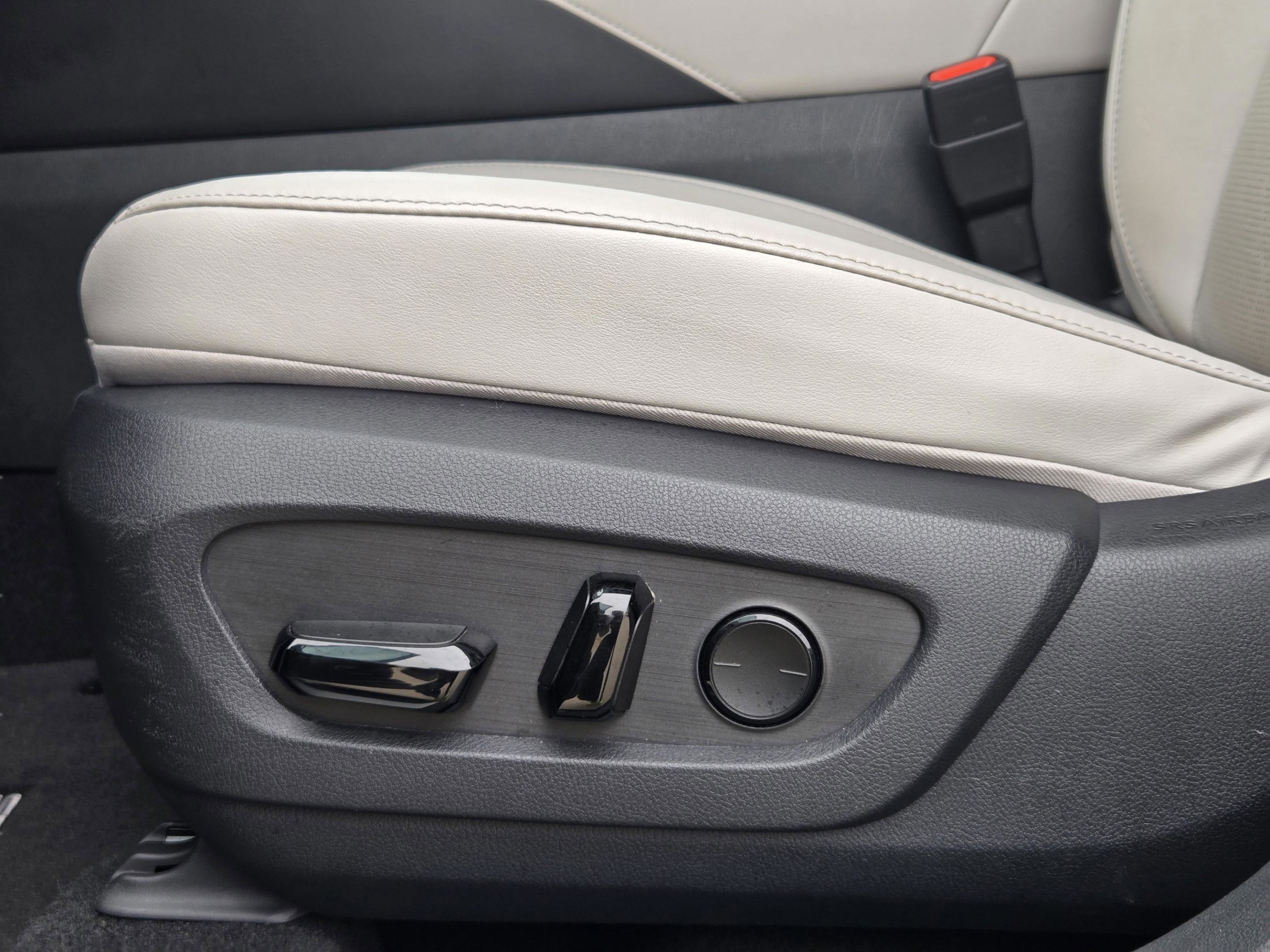 Used 2023 Lexus RX 350 Premium Plus w/ Accessory Package (Z1) image 20