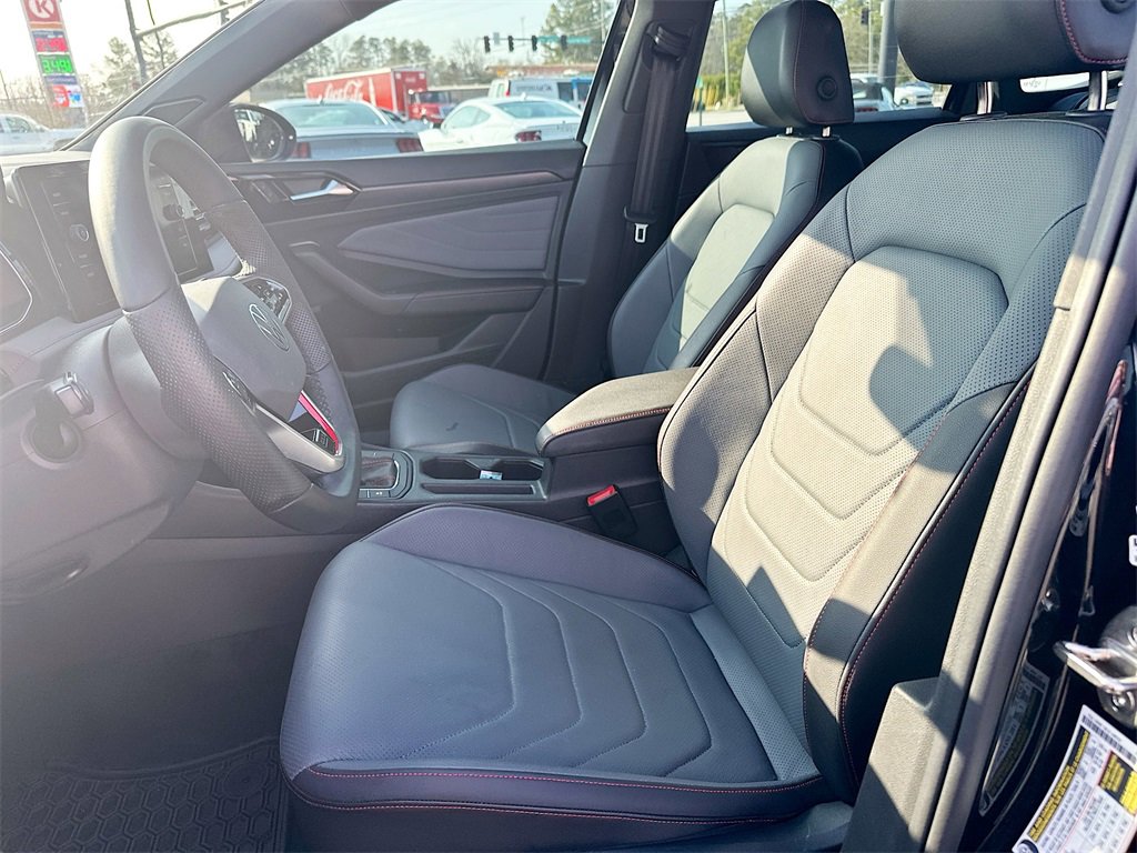 Used 2025 Volkswagen Jetta GLI Autobahn image 8