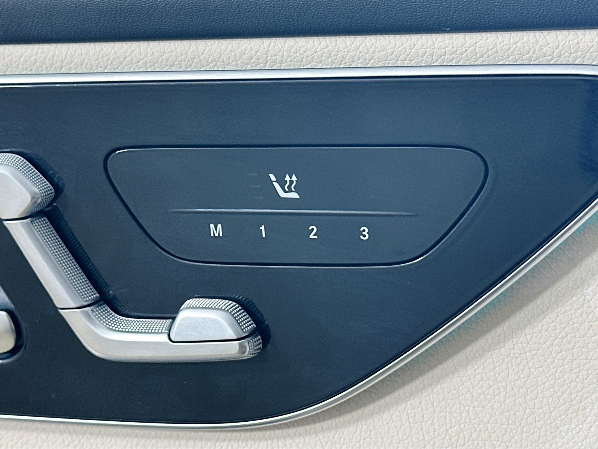 Certified 2024 Mercedes-Benz GLC 300 4MATIC image 25