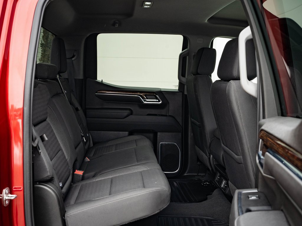 Used 2023 GMC Sierra 1500 Elevation image 41
