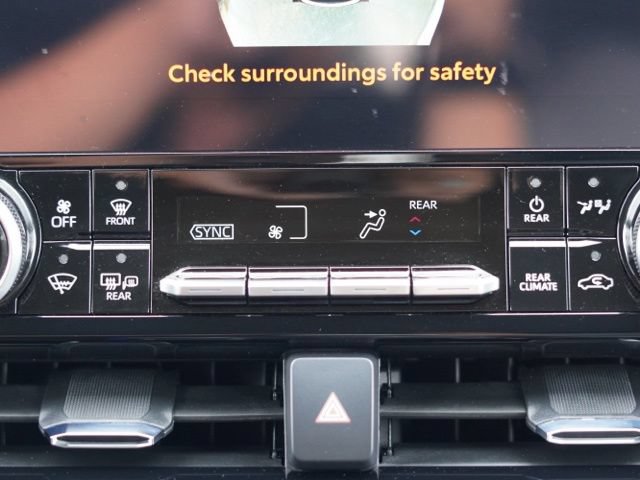 Certified 2026 Toyota Highlander Limited w/ Protection Package #3 (TMS) AWD/4WD image 33