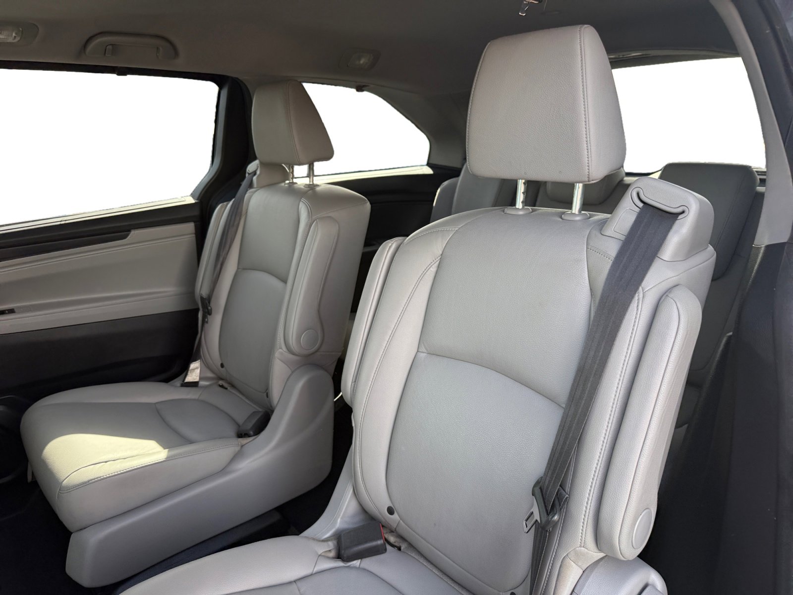 Used 2018 Honda Odyssey EX-L image 16