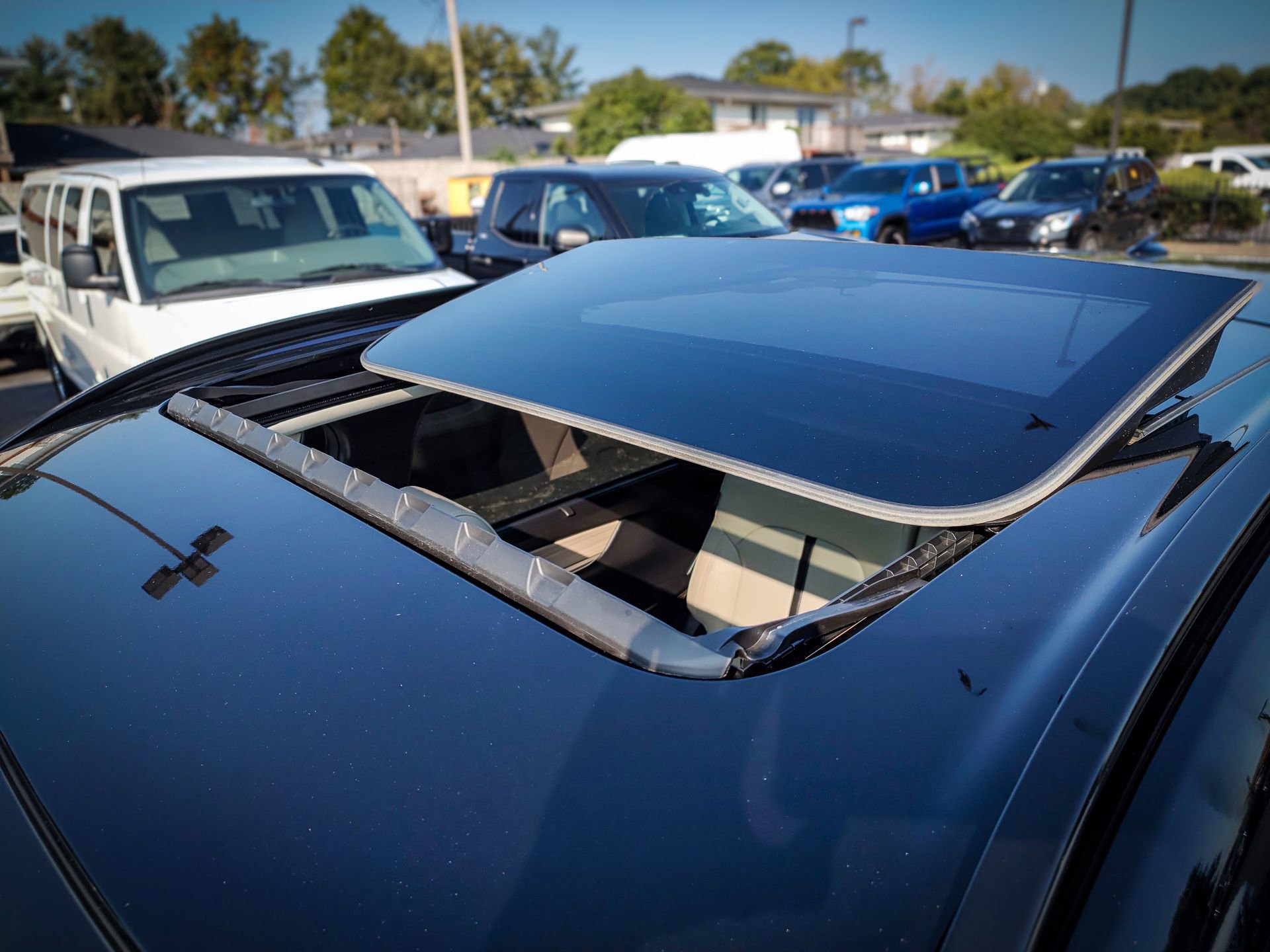 Used 2025 MAZDA CX-70 Plug-In Hybrid w/ Premium Pkg image 14