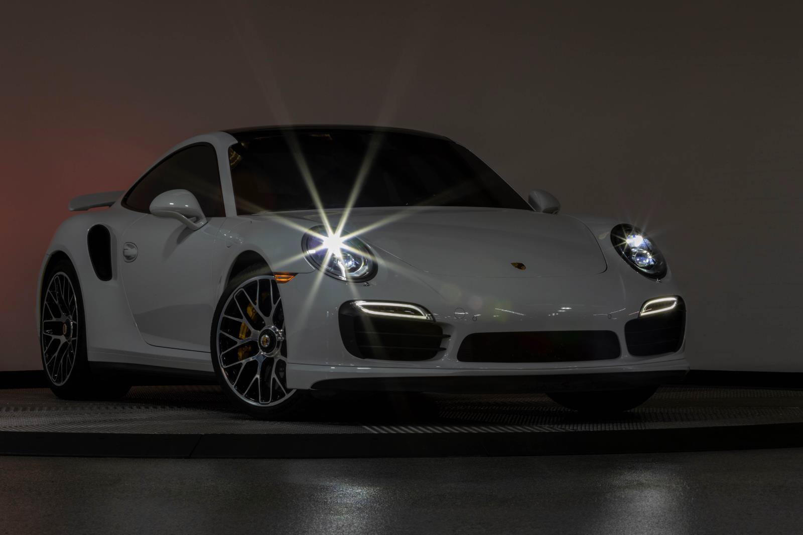 Used 2015 Porsche 911 Turbo S AWD/4WD image 30