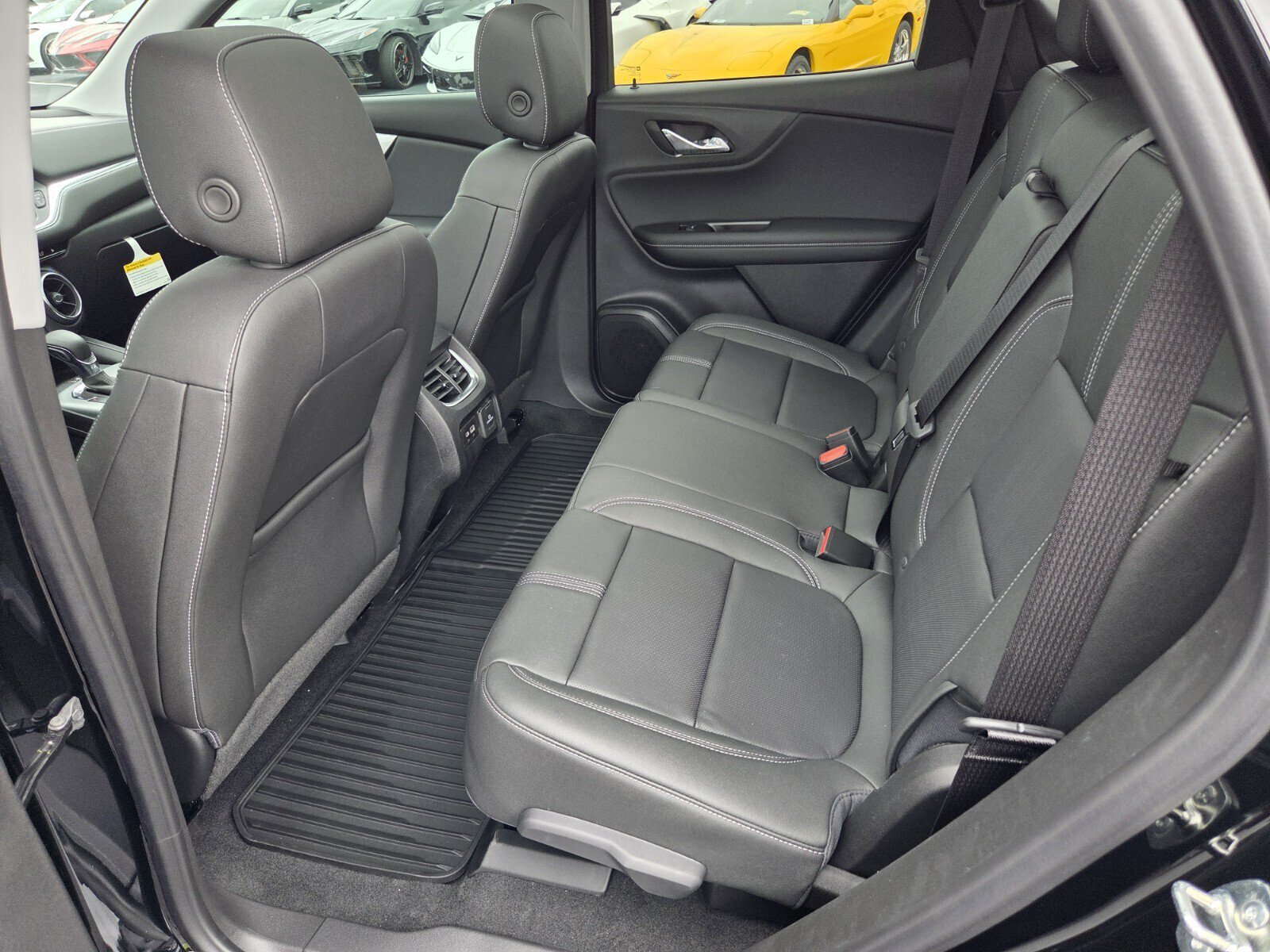 New 2026 Chevrolet Blazer LT w/ Sound & Technology Package FWD image 6