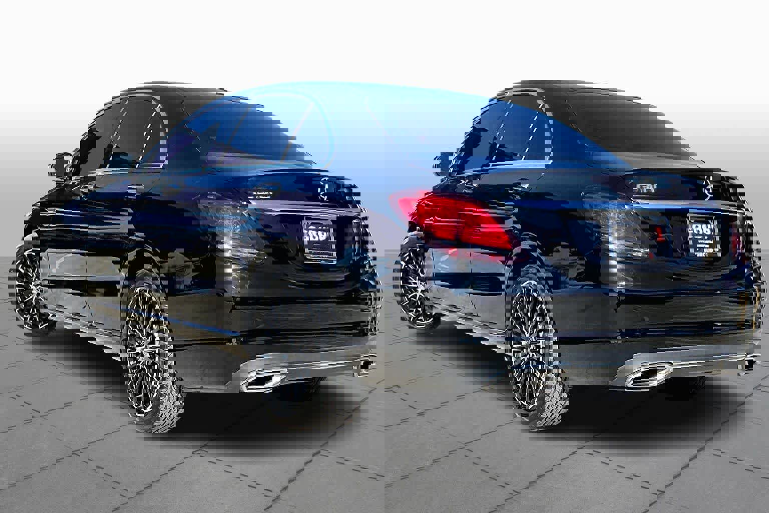 Used 2021 Mercedes-Benz C 300 Sedan w/ Premium Package image 12