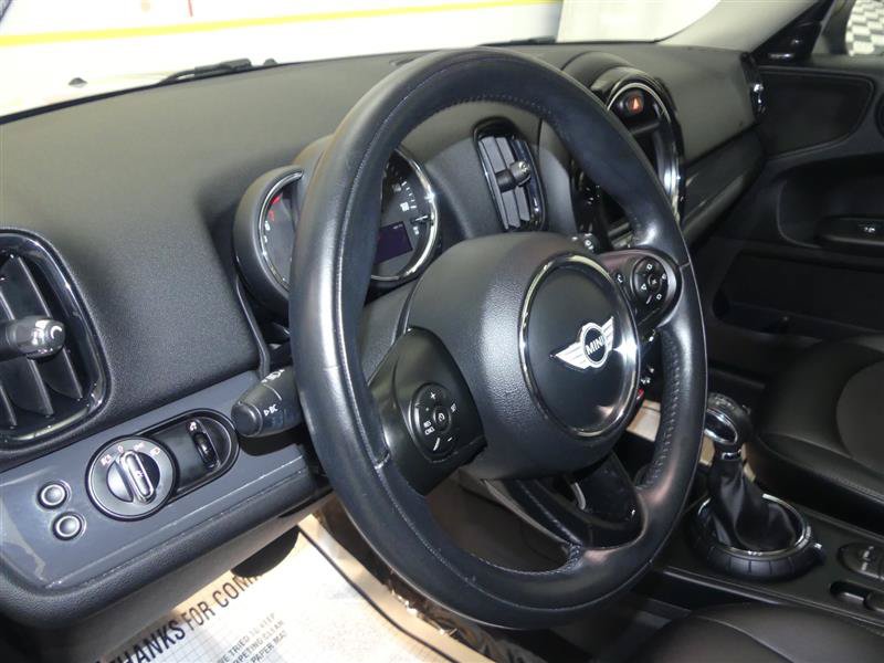 Used 2017 MINI Cooper Countryman FWD image 19