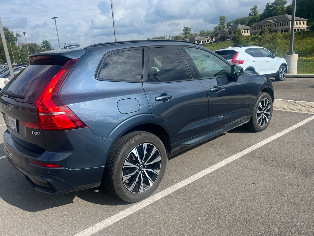 Used 2024 Volvo XC60 B5 Core w/ Climate Package AWD/4WD image 17