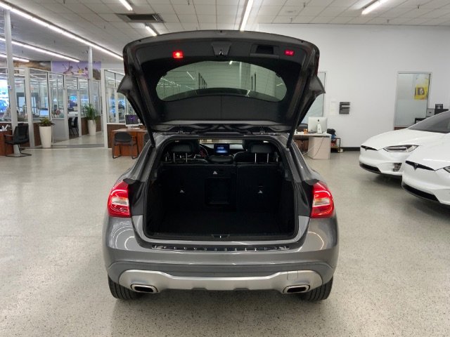 Used 2018 Mercedes-Benz GLA 250 4MATIC image 31