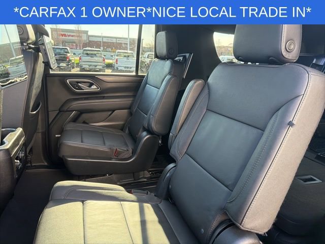 Used 2023 Chevrolet Suburban Z71 w/ Luxury Package AWD/4WD image 19
