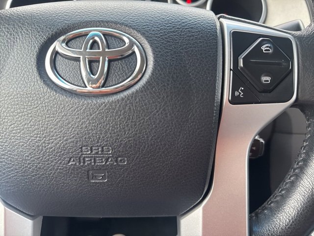 Used 2015 Toyota Sequoia Limited image 33