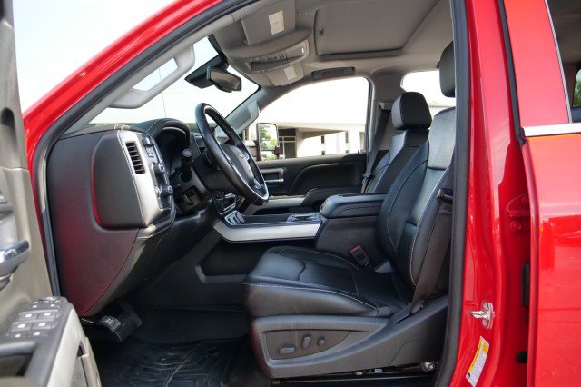 Used 2019 Chevrolet Silverado 2500 LTZ w/ Duramax Plus Package AWD/4WD image 26