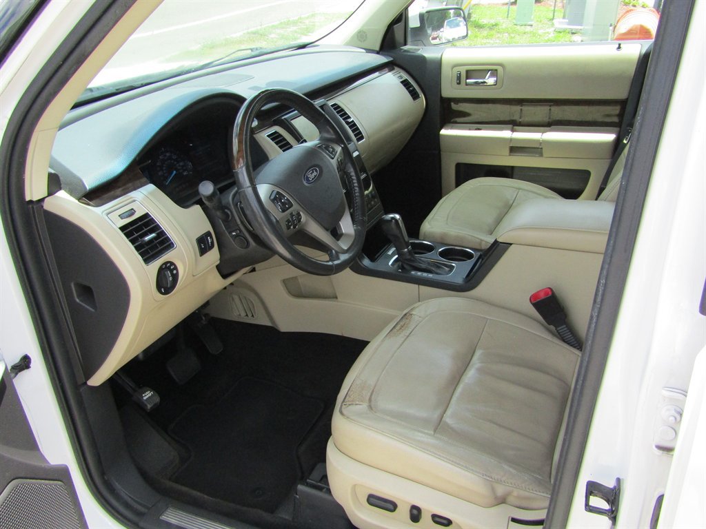 Used 2013 Ford Flex Limited AWD/4WD image 6
