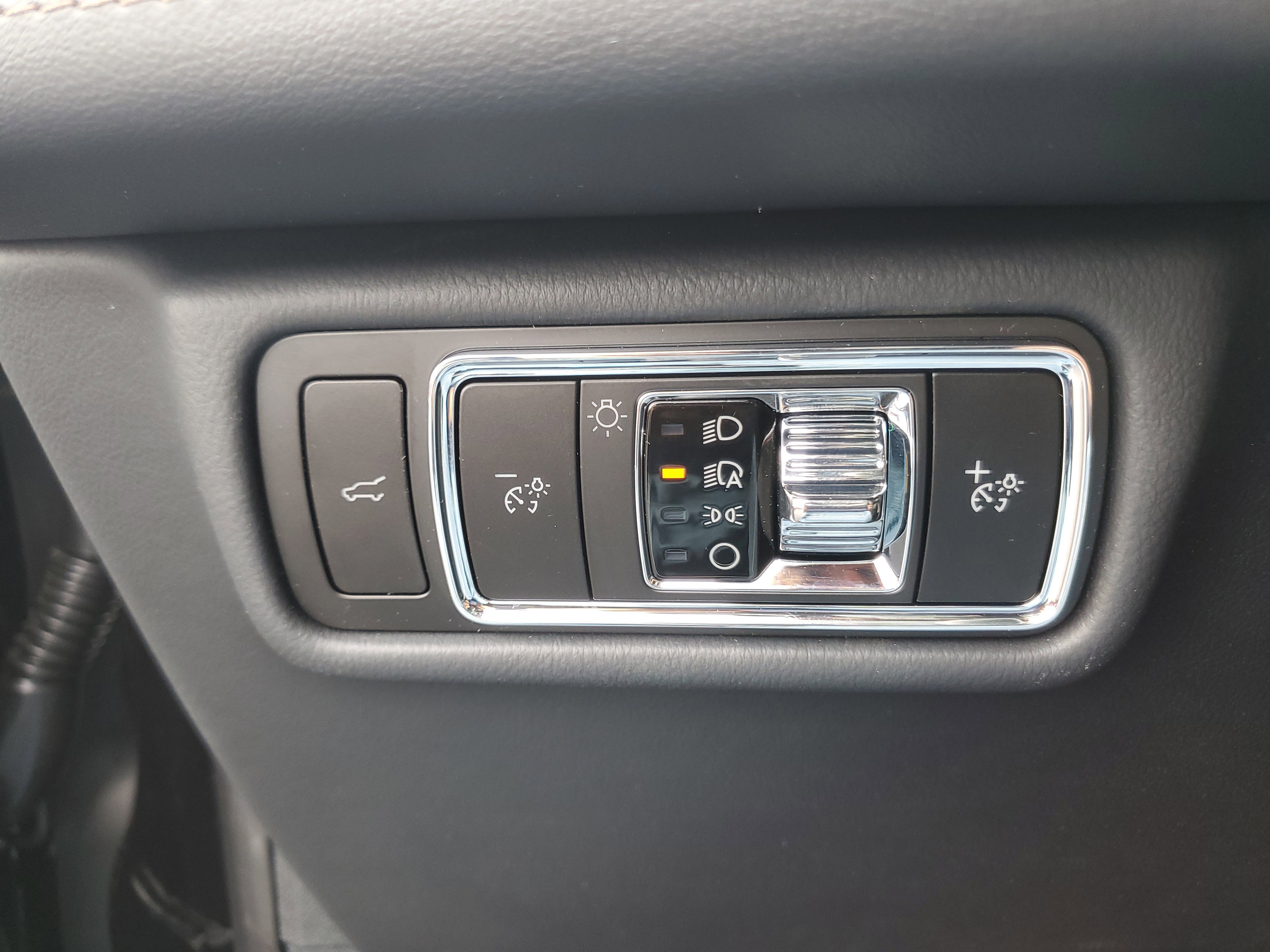 New 2026 Lincoln Aviator AWD image 13