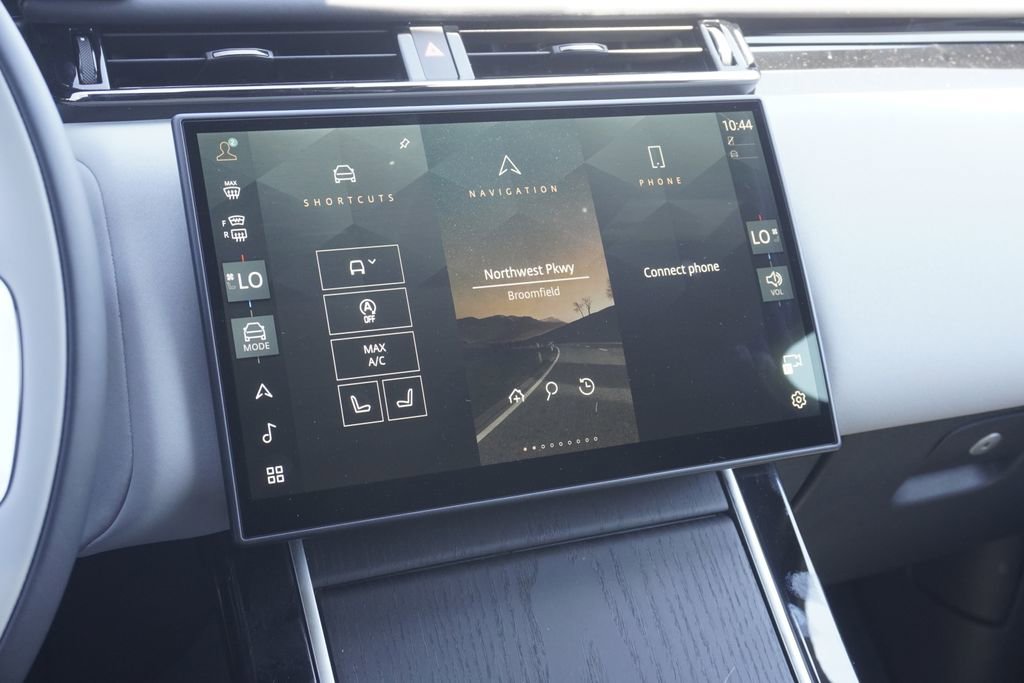 New 2026 Land Rover Range Rover Velar Dynamic SE image 15
