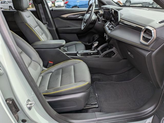 Used 2025 Chevrolet TrailBlazer ACTIV w/ Convenience Package FWD image 36