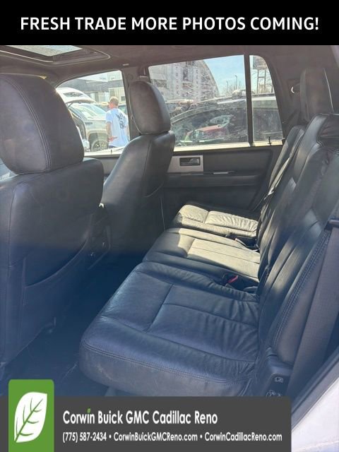 Used 2016 Ford Expedition XLT image 3