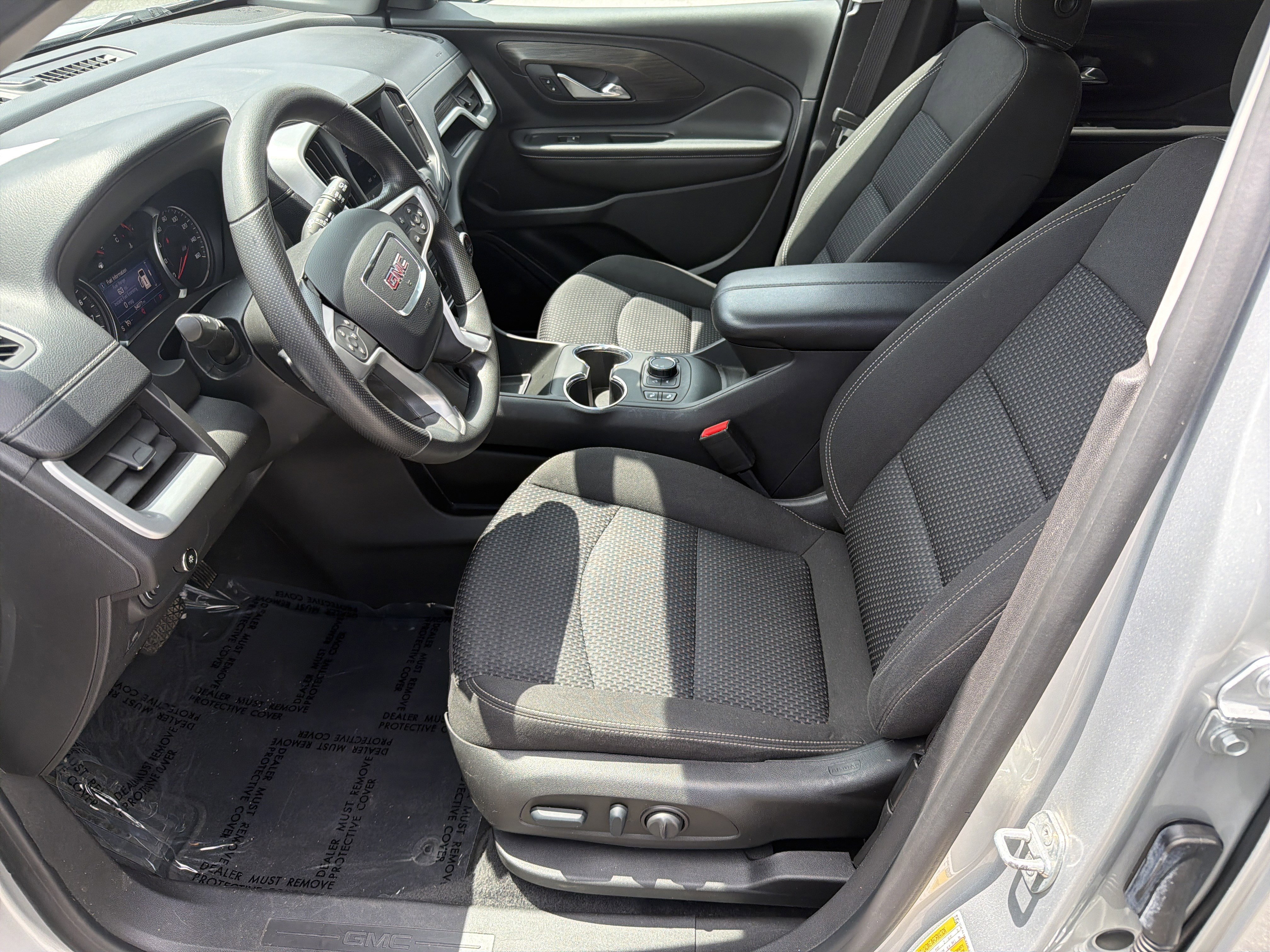 Used 2022 GMC Terrain SLE w/ Driver Convenience Package FWD image 10