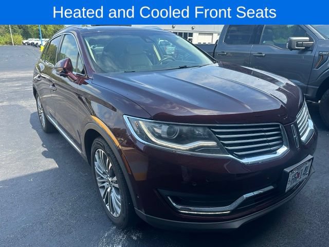 Used 2017 Lincoln MKX Reserve w/ Driver Assistance Package FWD image 3