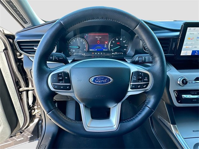 Used 2024 Ford Explorer XLT w/ Equipment Group 202A image 11